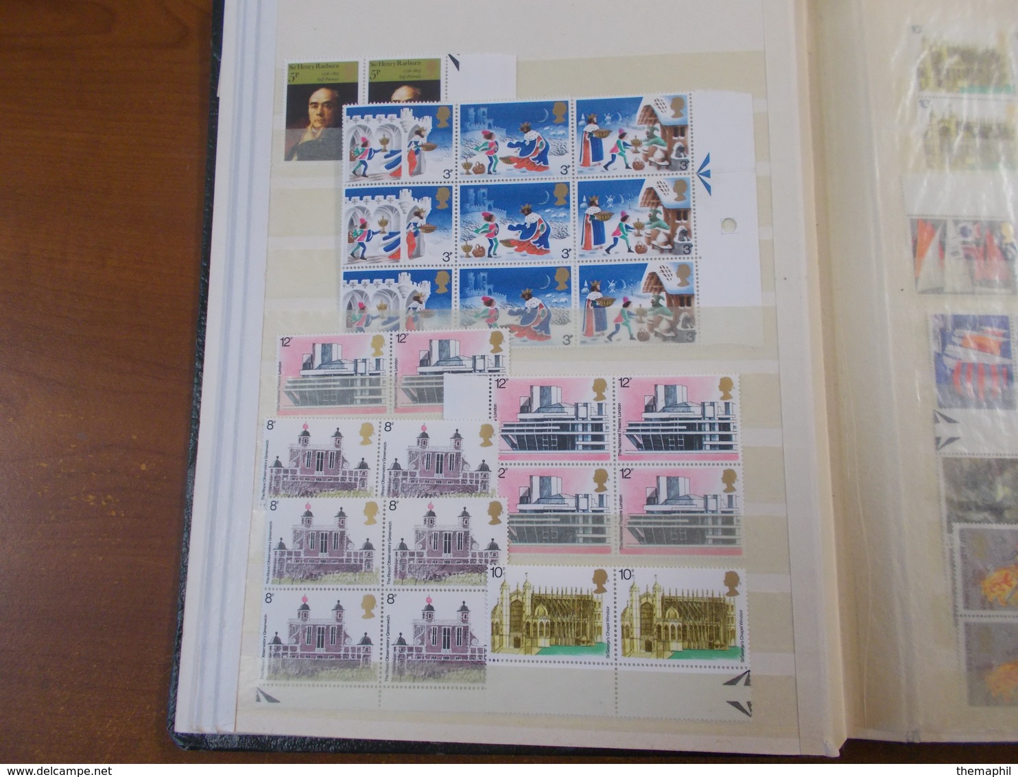 lot n° 497 EUROPE ..un classeur de timbres neufs **