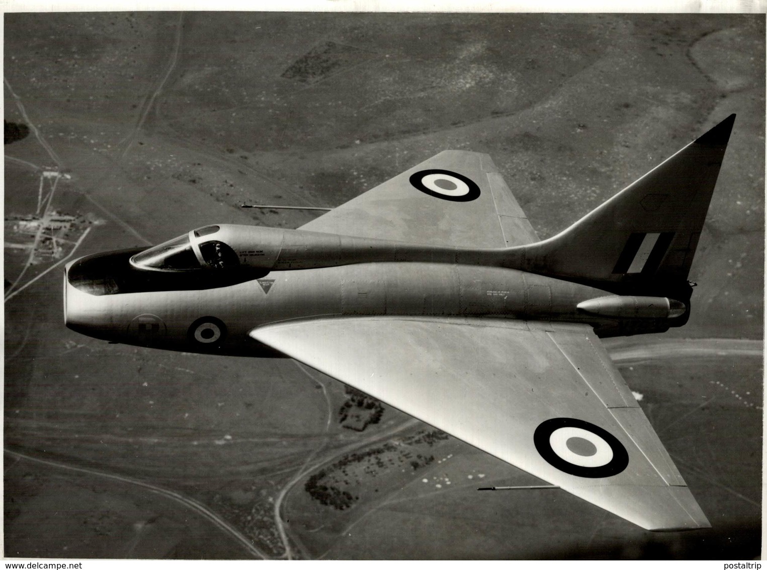 BOULTON PAUL P111  +-  21 * 16 CM - Aviación