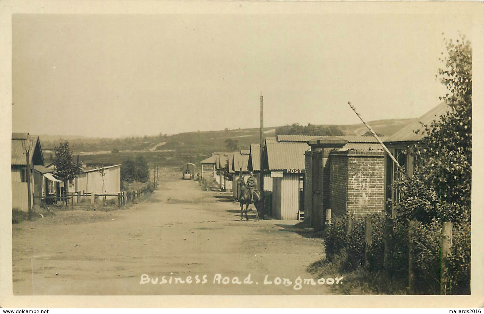 BUSINESS ROAD, LONGMOOR ~ AN OLD REAL PHOTO POSTCARD #876106 - Other & Unclassified