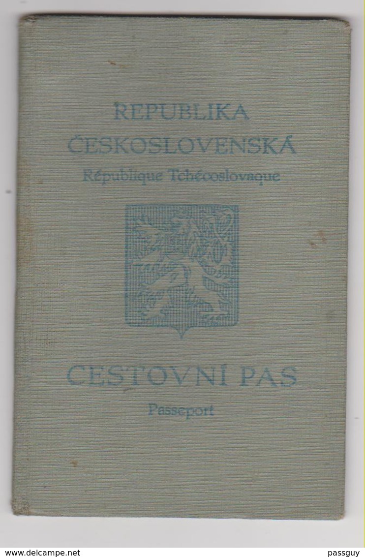 CZECHOSLOVAKIA Passport 1938 Passeport TCHECOSLOVAQUIE – Reisepaß – Revenues/Fiscaux - Documenti Storici