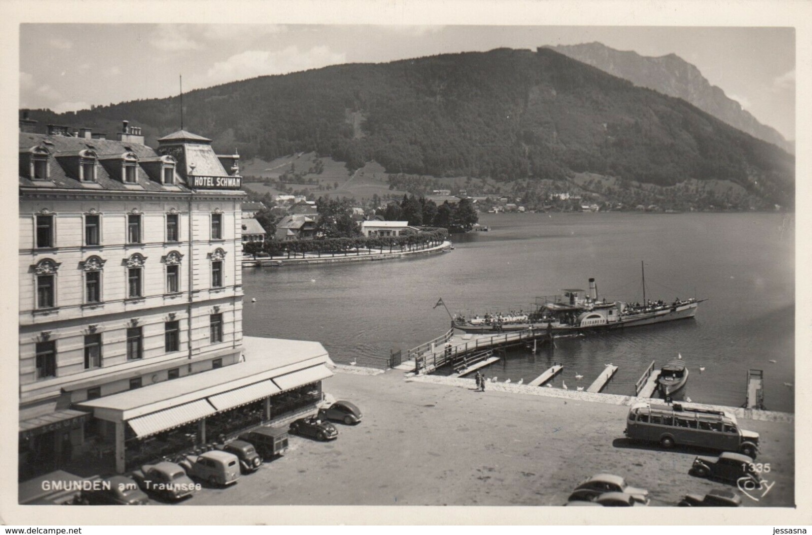 AK - OÖ - Gmunden - Oldtimer U. Autobus Vor Der Anlegestelle Hotel Schwan - 1950 - Gmunden