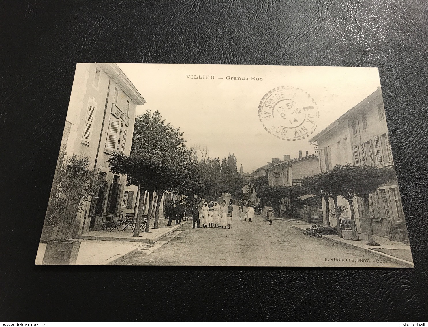 VILLIEU Grande Rue - 1914 Timbrée - Non Classés