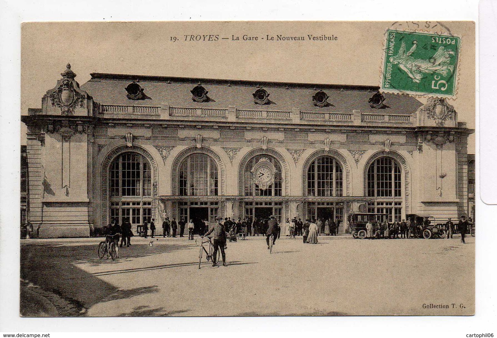 - CPA TROYES (10) - La Gare 1913 - Le Nouveau Vestibule (belle Animation) - Collection T. G. N° 19 - - Troyes