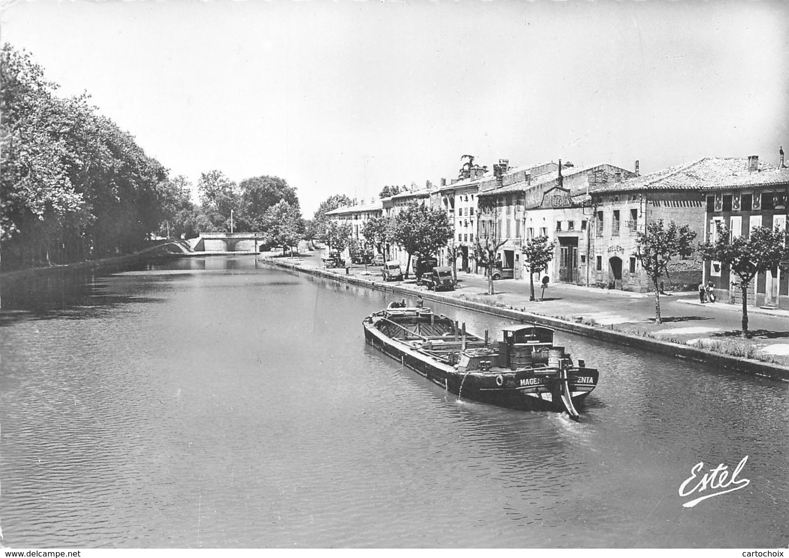 11 - Castelnaudary - Très Beau Cliché Animé Du Canal Du Midi - ( Péniche ) - Castelnaudary