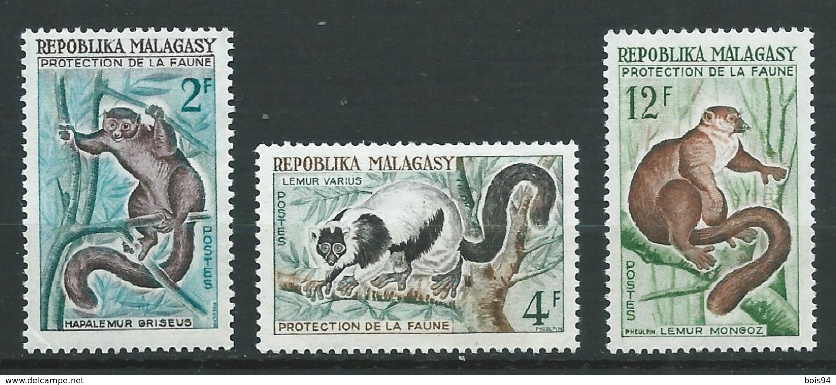 MADAGASCAR 1961 . N°s 357 , 358 Et 359 . Neufs ** (MNH) . - Madagascar (1960-...)