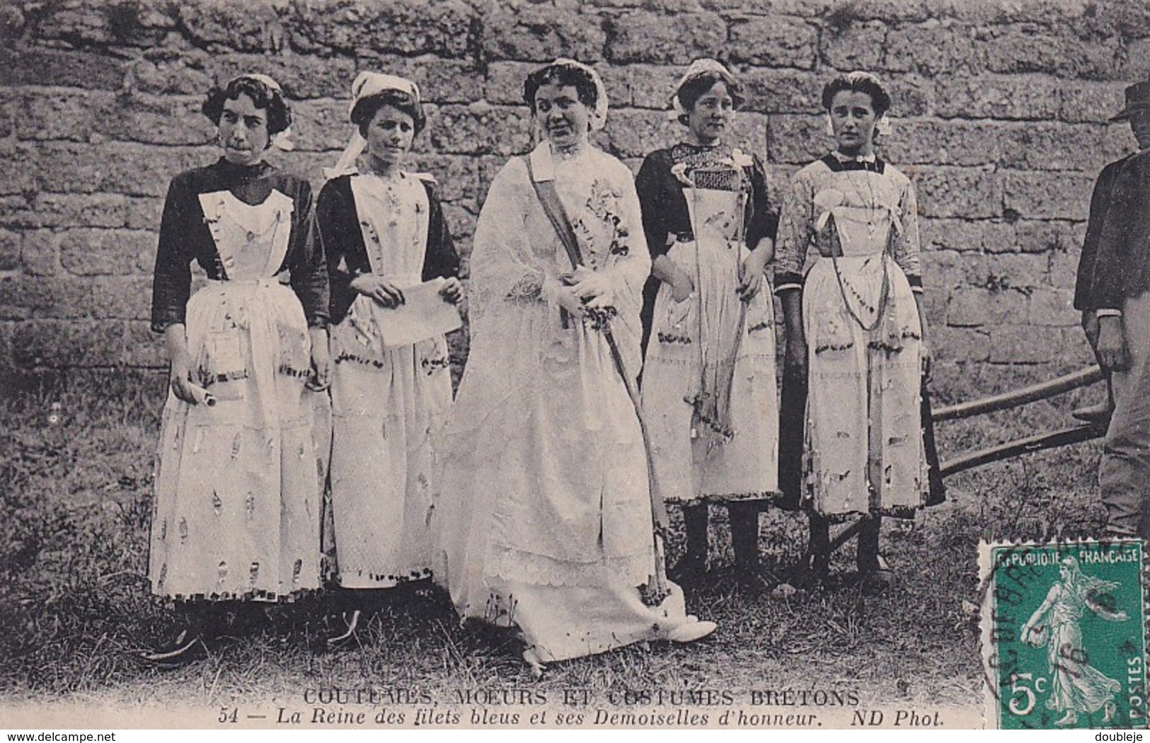 D29  CMCB N°34  La Reine Des Filets Bleus Et Ses Demoiselles D'Honneur - Concarneau