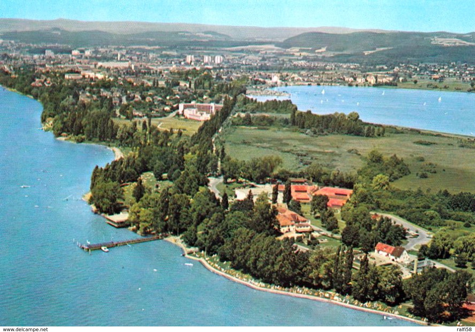 1 AK Germany * Blick Auf Radolfzell Mit Dem Kurzentrum Mettnau Auf Einer Halbinsel Am Bodensee - Luftbildaufnahme * - Radolfzell