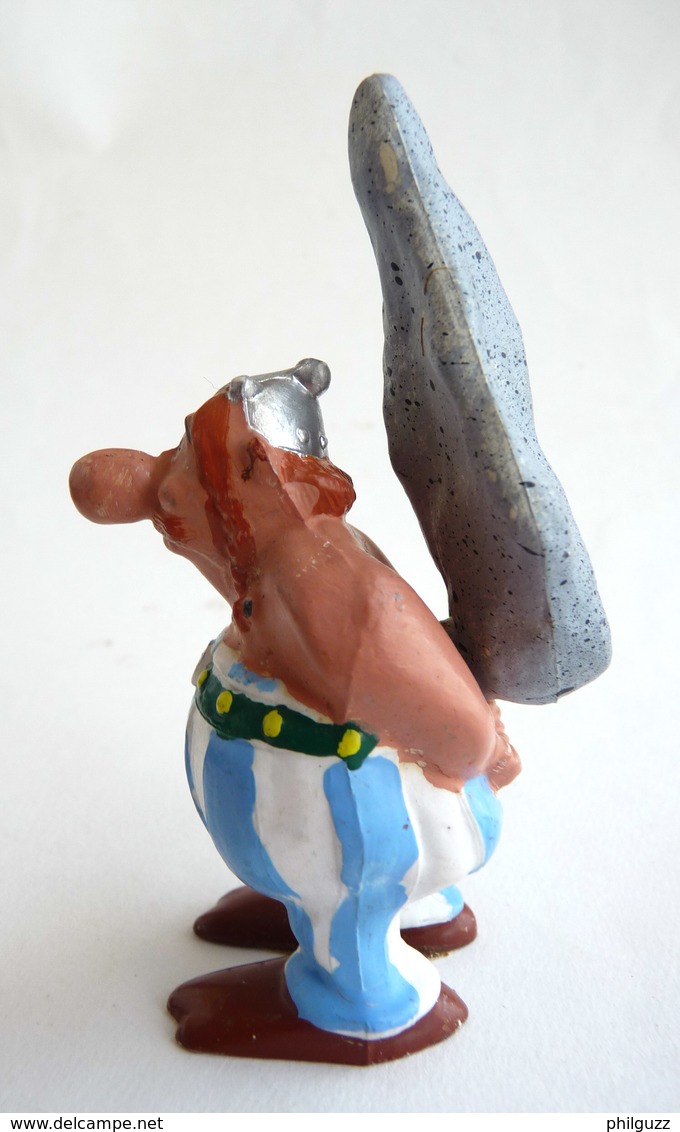 RARE FIGURINE ASTERIX LA HOTTE AUX JOUETS - OBELIX AVEC MENHIR - UDERZO (2) - Asterix & Obelix