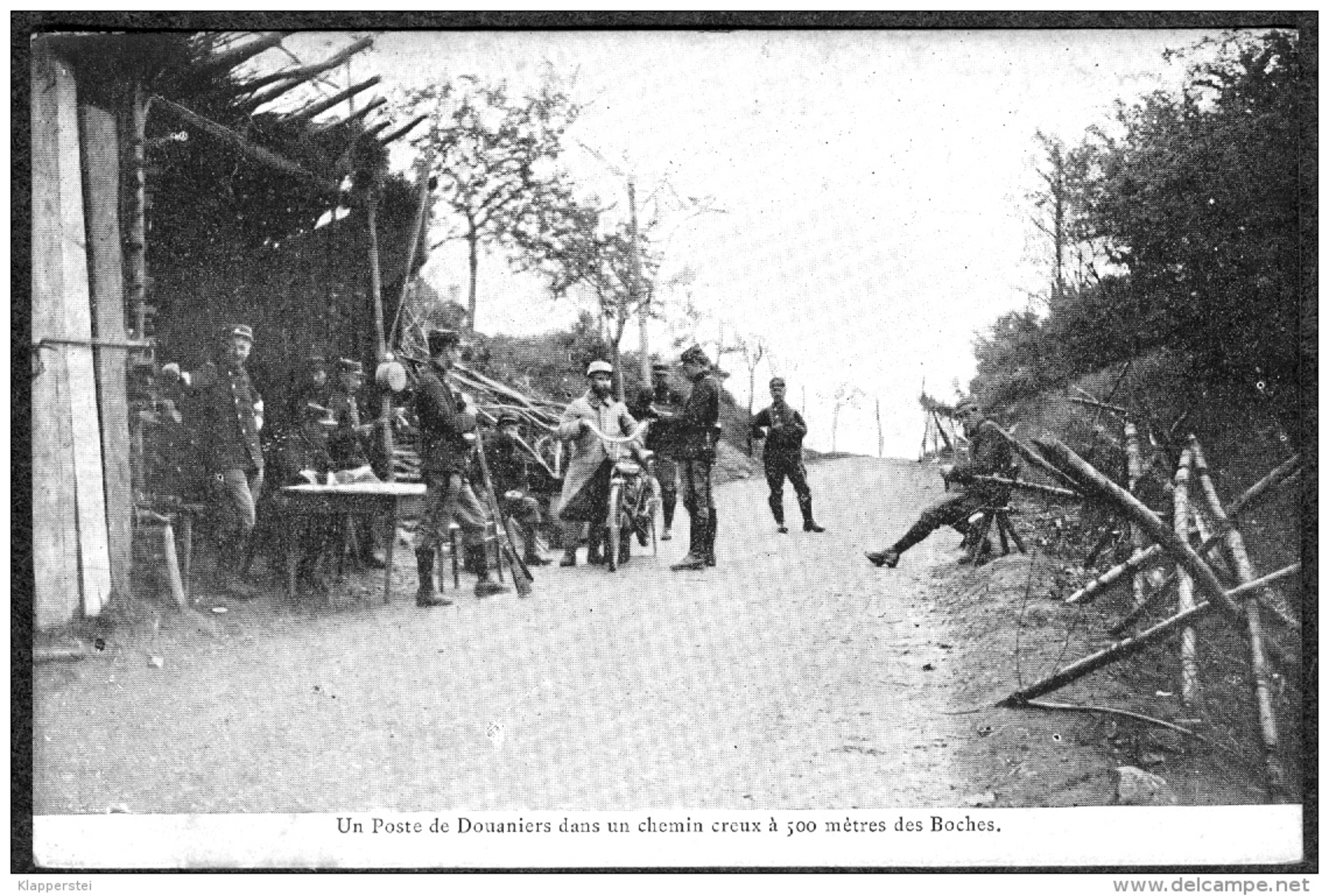 Guerre 1914-18 - Un Poste De Douaniers Dans Un Chemin Creux à 500m Des Allemands Photo Canaple Remiremont Vosges - Autres & Non Classés