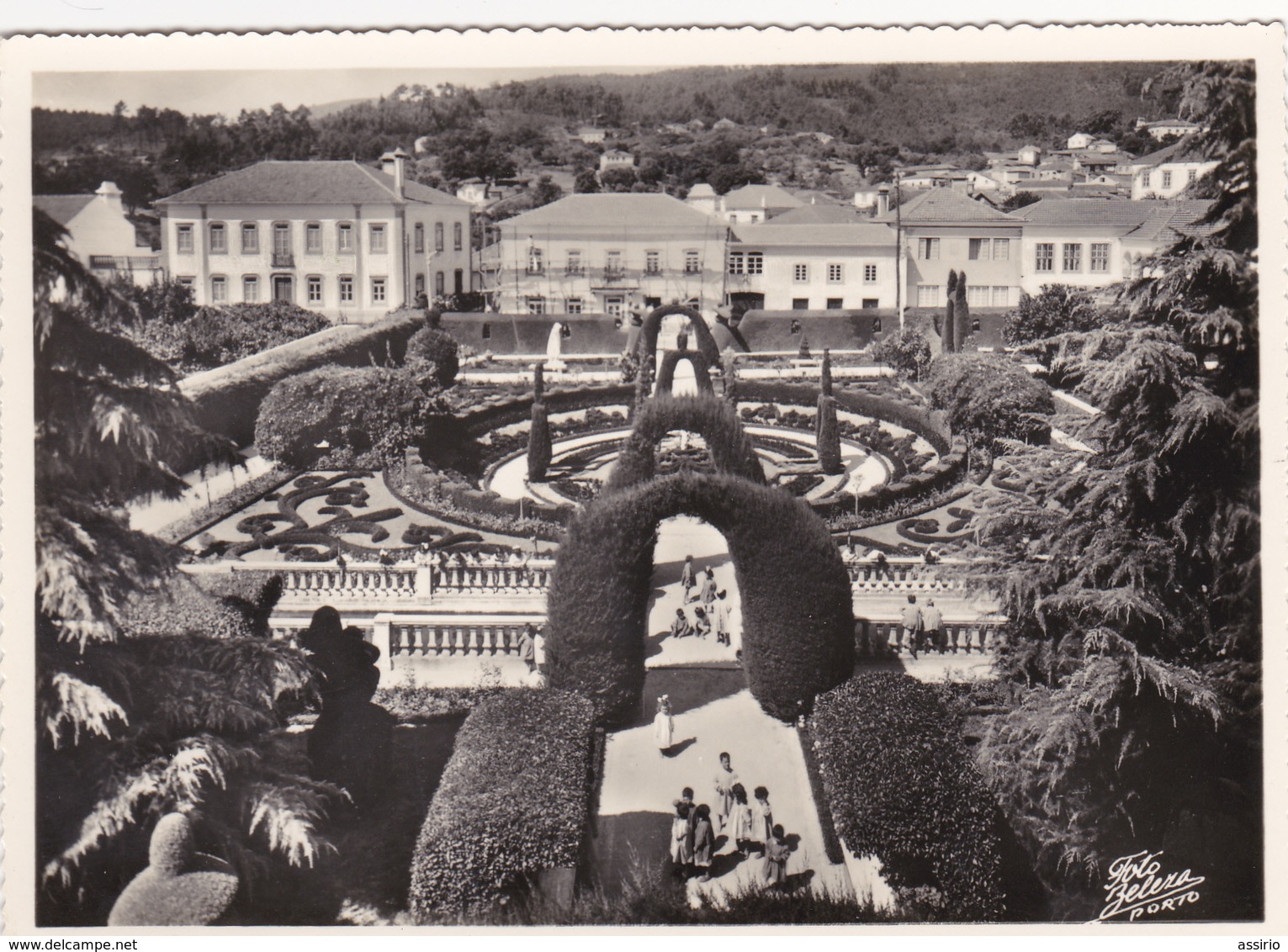 Portugal -Castanheira de pêra 10 postais casa da criança Rainha D. Leonor     (novos)  --Preto e branco