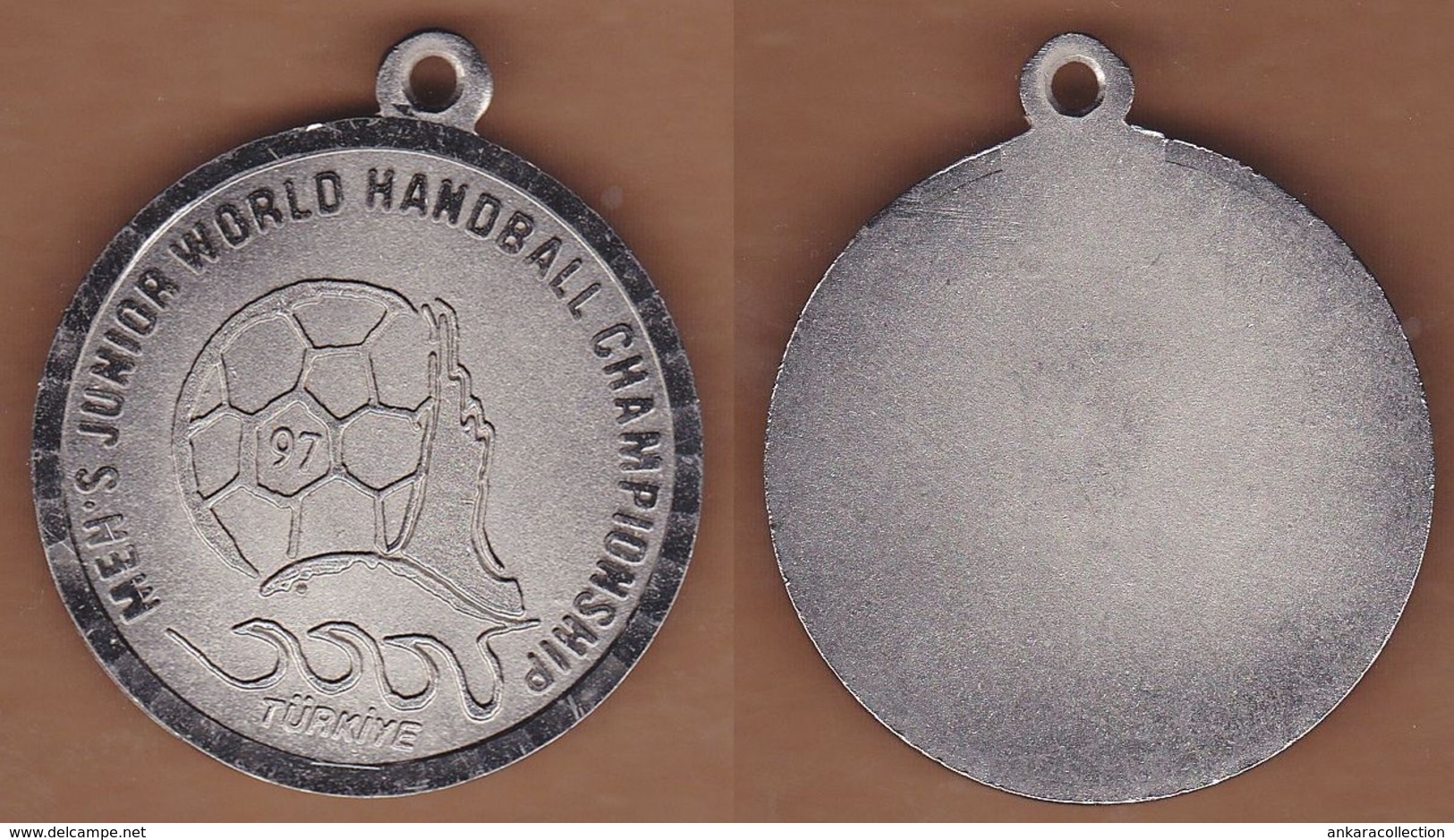 AC - MEN'S JUNIOR WORLD HANDBALL CHAMPIONSHIP 1997 TURKEY MEDAL - Boogschieten