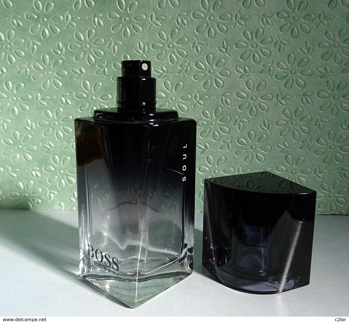 Flacon Spray  "SOUL "  De HUGO BOSS  Eau De Toilette  50 Ml VIDE Pour Collection - Flacons (vides)