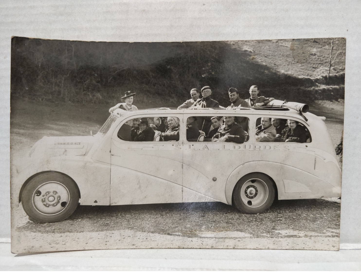 Bus. Autocar Citroen. S.L.A. Lourdes - Buses & Coaches