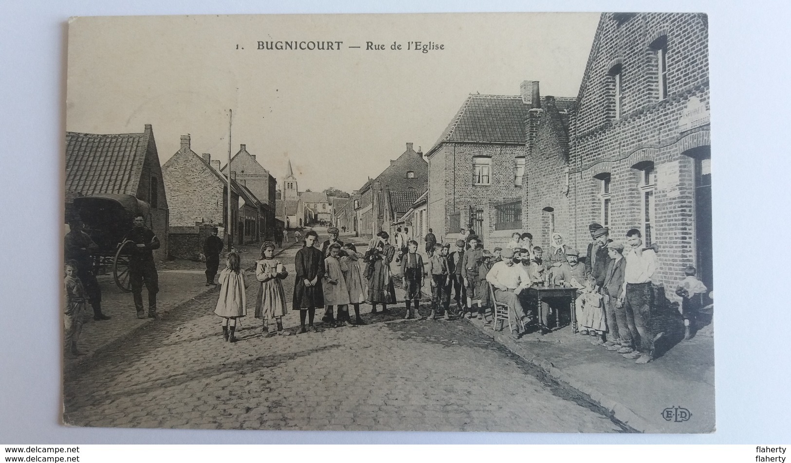 BUGNICOURT Entre Cambrai Et Douai - Rue De L'Eglise Estaminet - Altri & Non Classificati