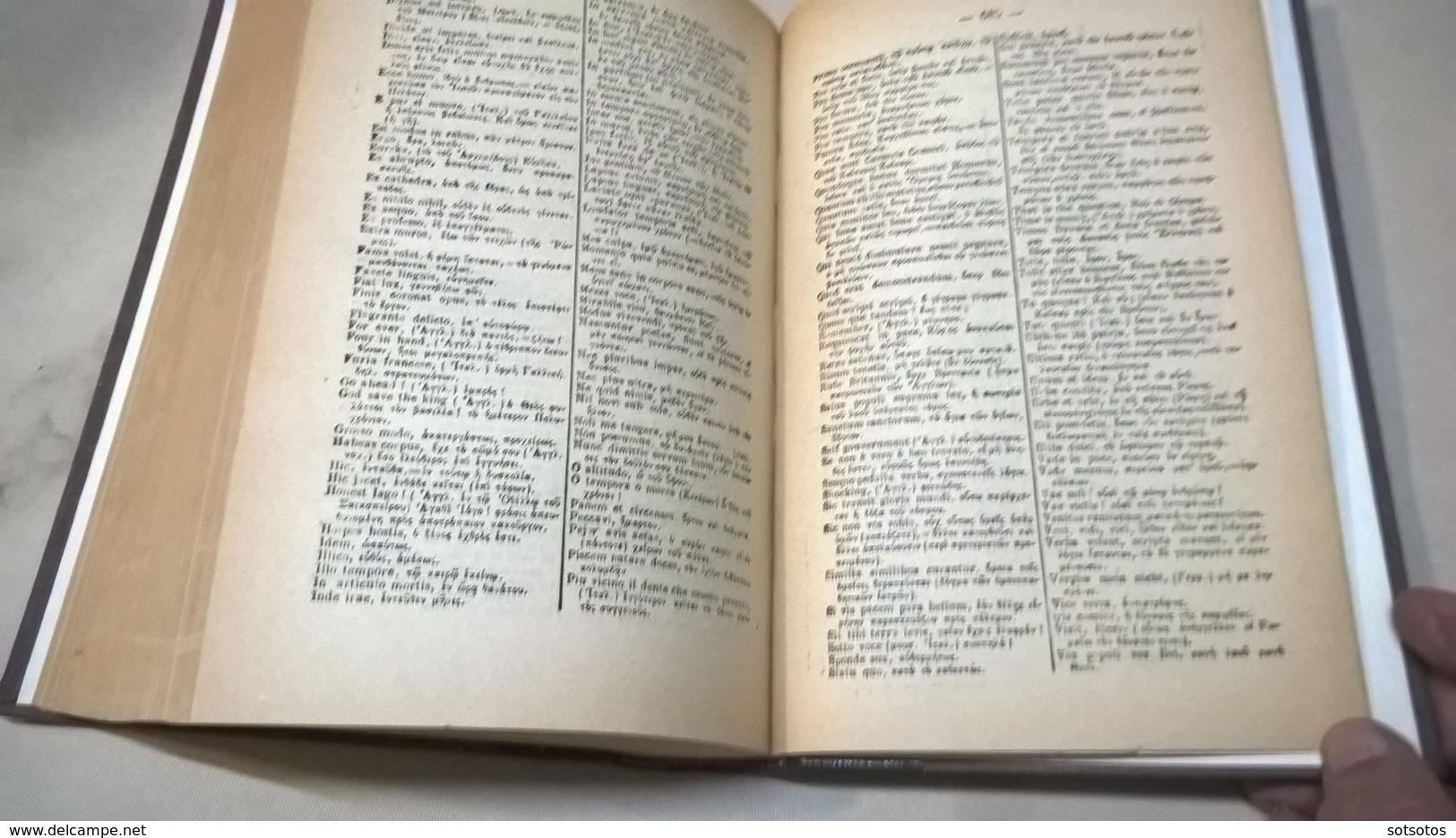 ENGLISH-GREEK DICTIONARY (1931)  - 696 Pages IN VERY GOOD CONDITION  (16X23 CENT) - Dictionaries