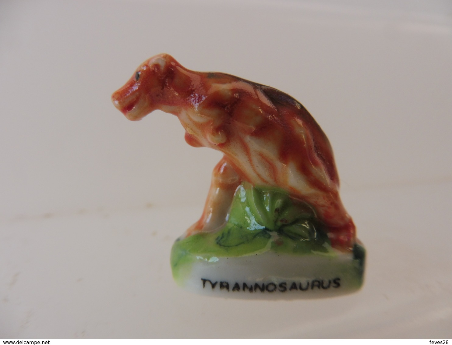 * FEVE - DINOROIS DINOSAURES TYRANNOSAURUS - Animaux