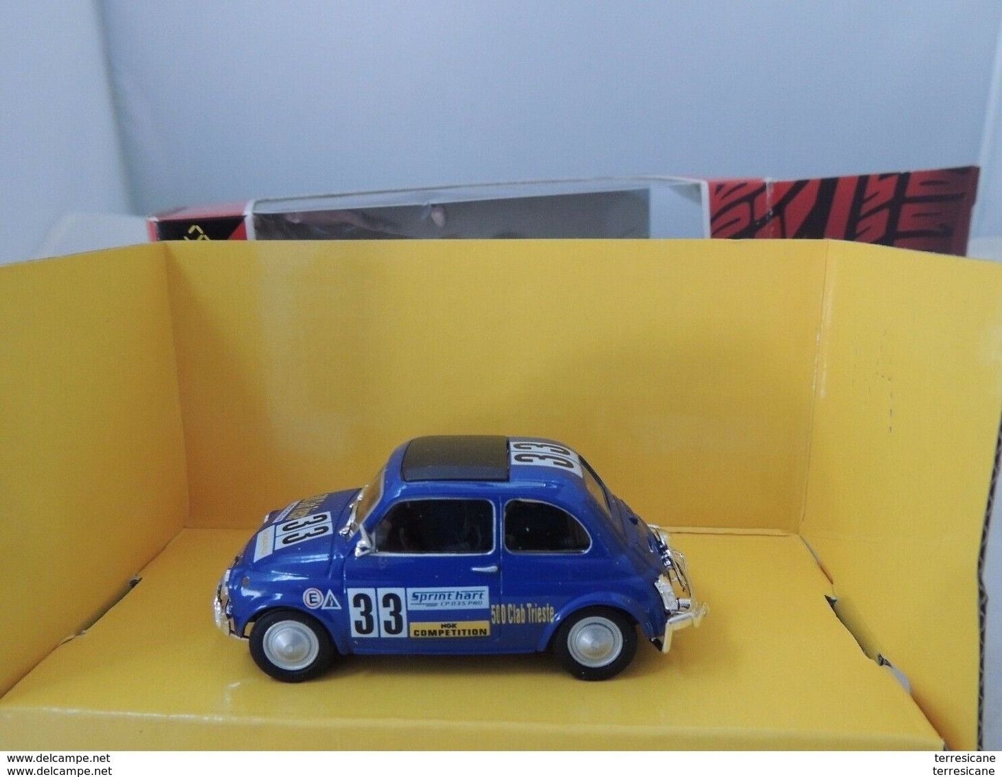 CARARAMA FIAT 500 CLUB TRIESTE 1/43 NUOVO IN BOX - Cararama (Oliex)