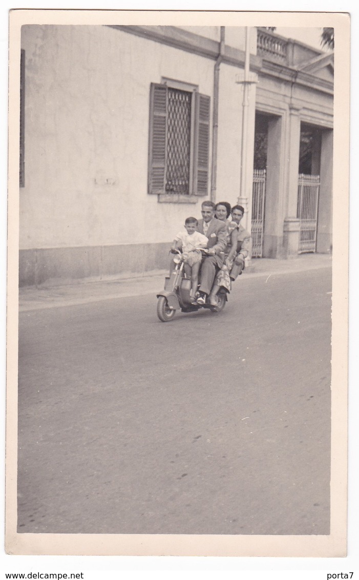 MOTOCICLETTA - SCOOTER LAMBRETTA (?) - FOTO ORIGINALE - Automobili