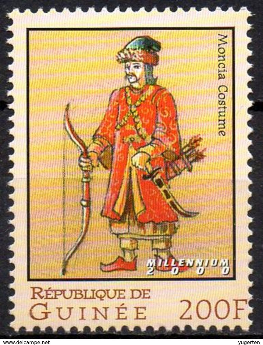 GUINEA 1v MNH**  Moncia Costume Archer Archery Hunting Bogenschießen Tiro Al Arco Tir à L'arc Armes - Militaria