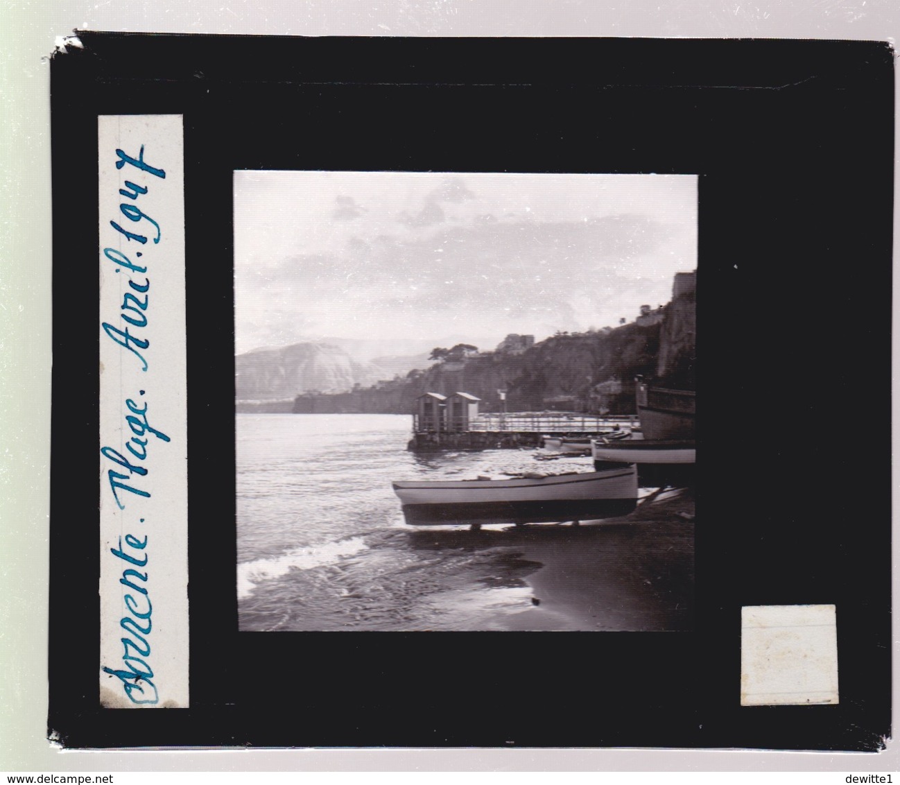 Oude Glasplaat (8,5 X 10cm).  Sorrente. Italie.   La Plage. 1947 - Diapositiva Su Vetro