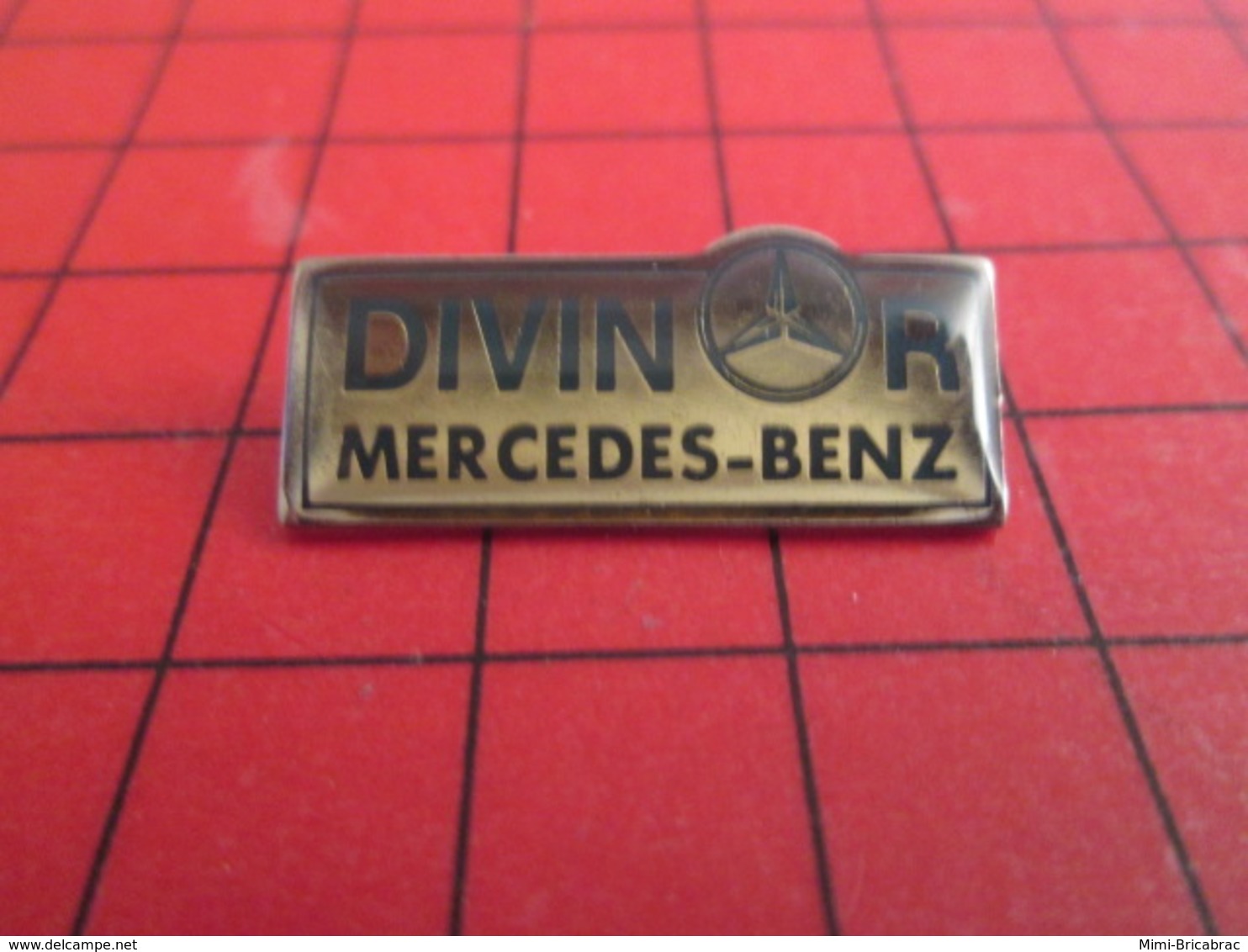 710b Pin's Pins / Belle Qualité Et Rare / THEME AUTOMOBILE : MERCEDES-BENZ DIVINOR - Mercedes