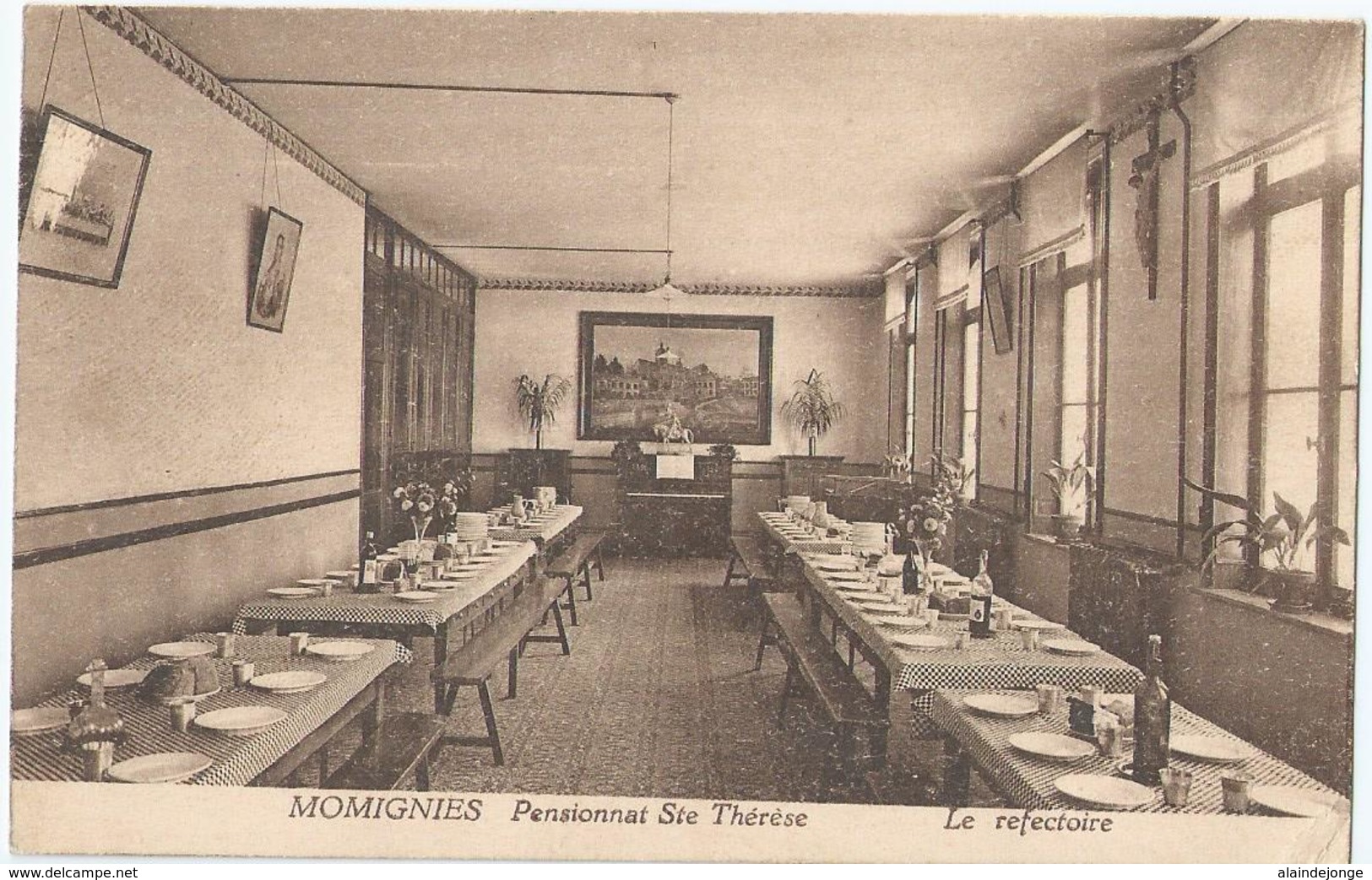 Momignies - Pensionnat Ste Thérèse - Le Refectoire - Momignies