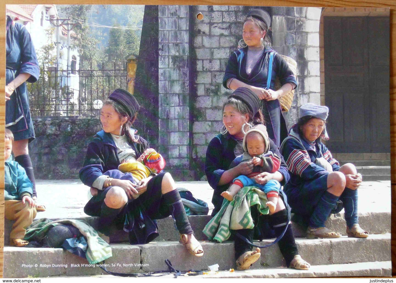 FEMME BEBE AU SEIN ALLAITEMENT VIETNAM SA PA BLACK H'MONG WOMEN BREASTFEEDING MATERNITE SEINS NUS TETEE - Ethniques, Cultures