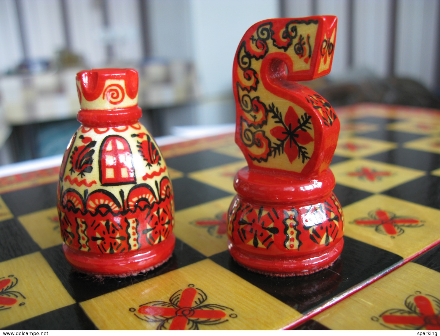 Chess Exclusive, Wooden Carved (set), Hand-painted In The Style Of Mezen Painting. 1980-ies, Soviet Union, Russia. - People