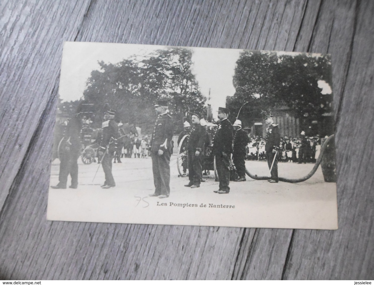 CPA ANIMEE - LES POMPIERS DE NANTERRE - Sapeurs-Pompiers