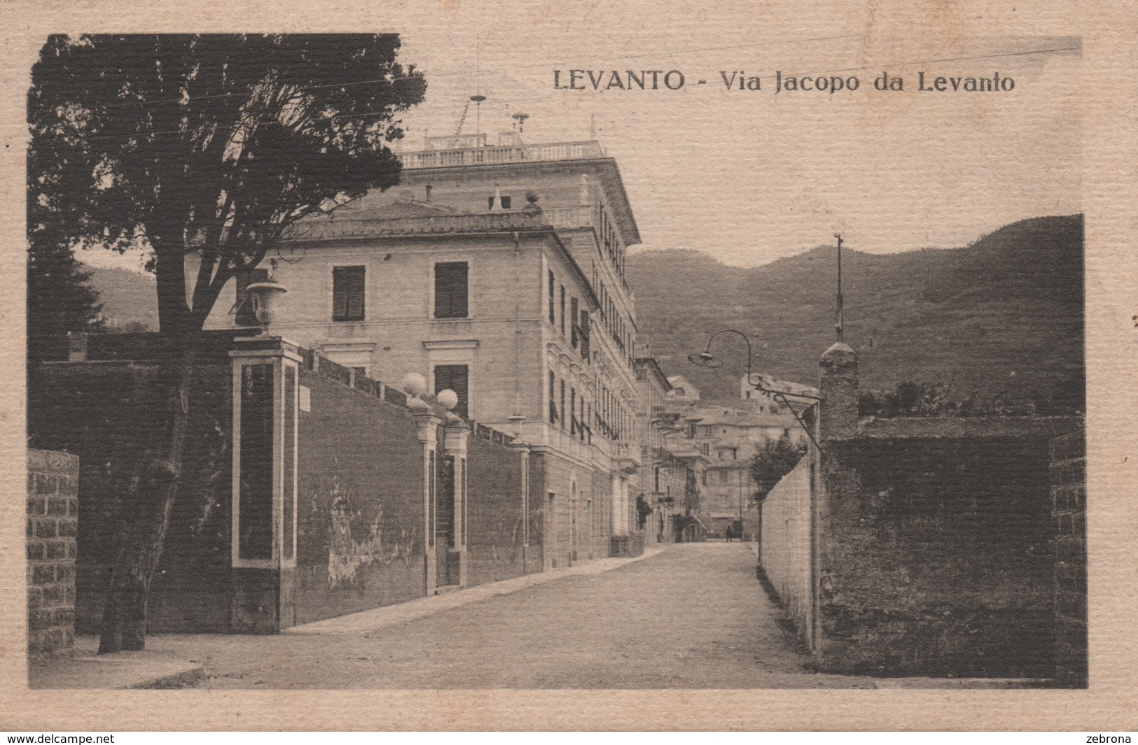 Levanto - Via Jacopo Da Levanto - La Spezia