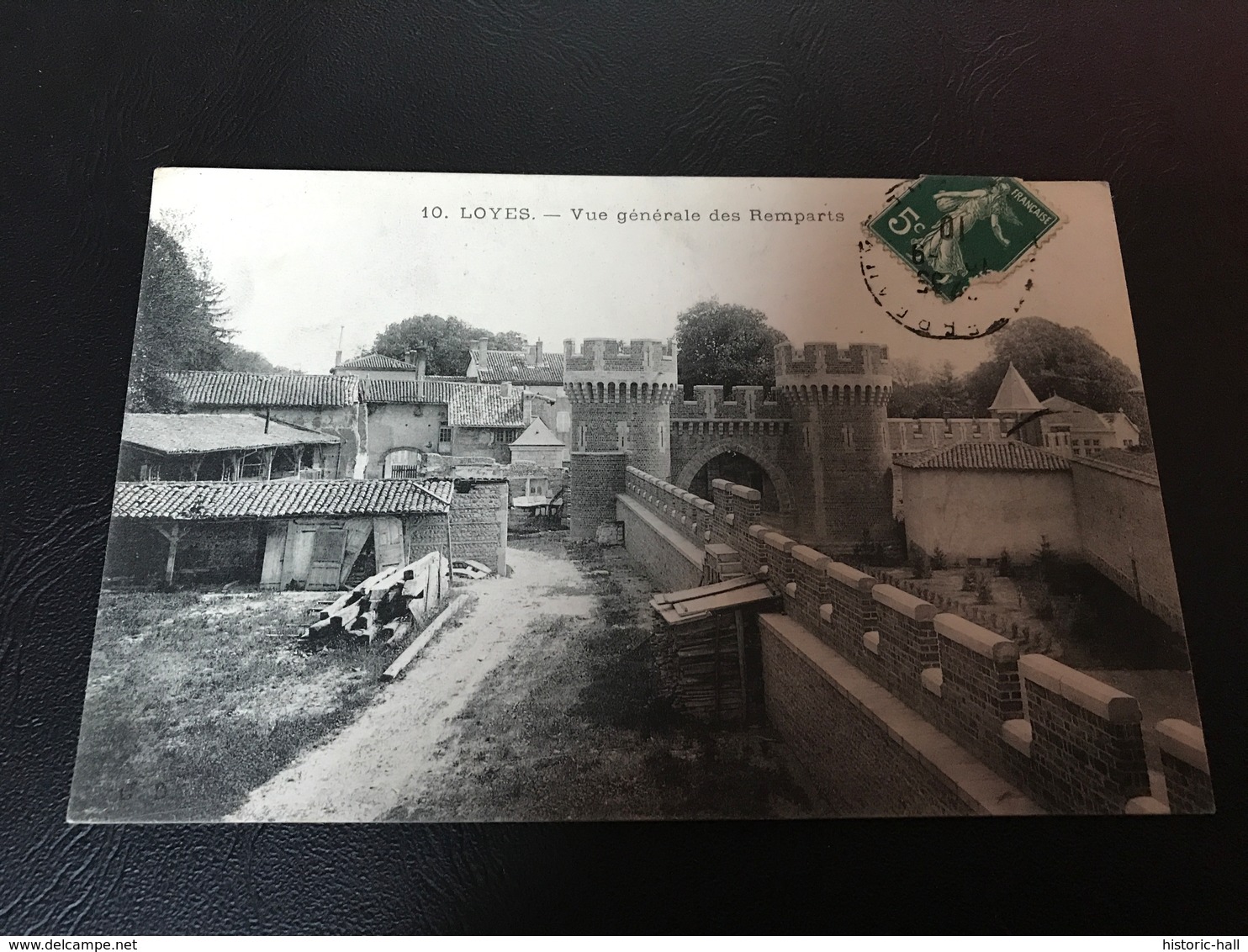 10 - LOYES Vue Generale Des Remparts - 1910 Timbrée - Non Classés