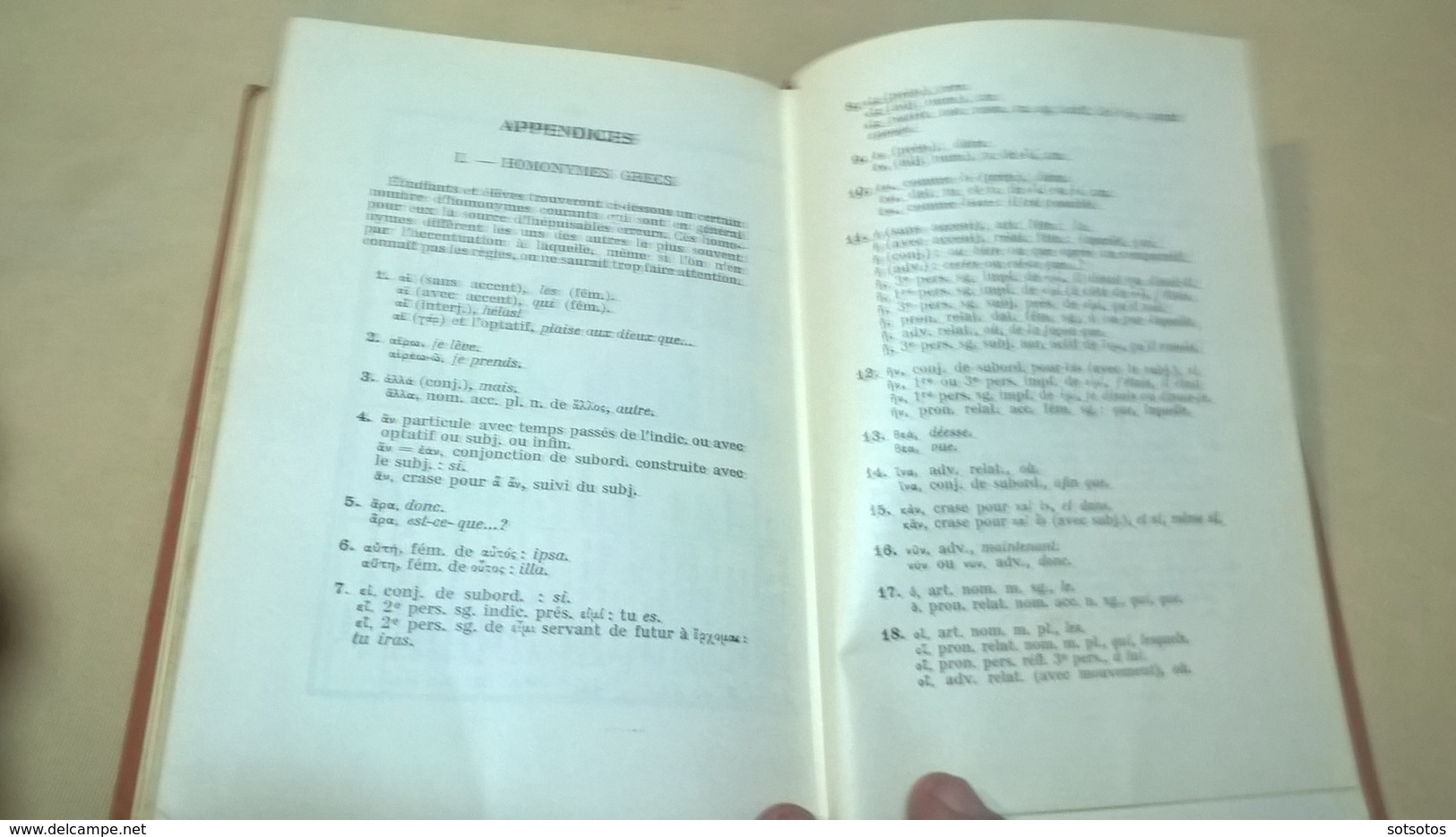 FRANCAIS-GREC Dictionaire par un groupe de Professeurs agrégés des Lycées de Paris ) Ed: HATIER (1967) 896 pages,