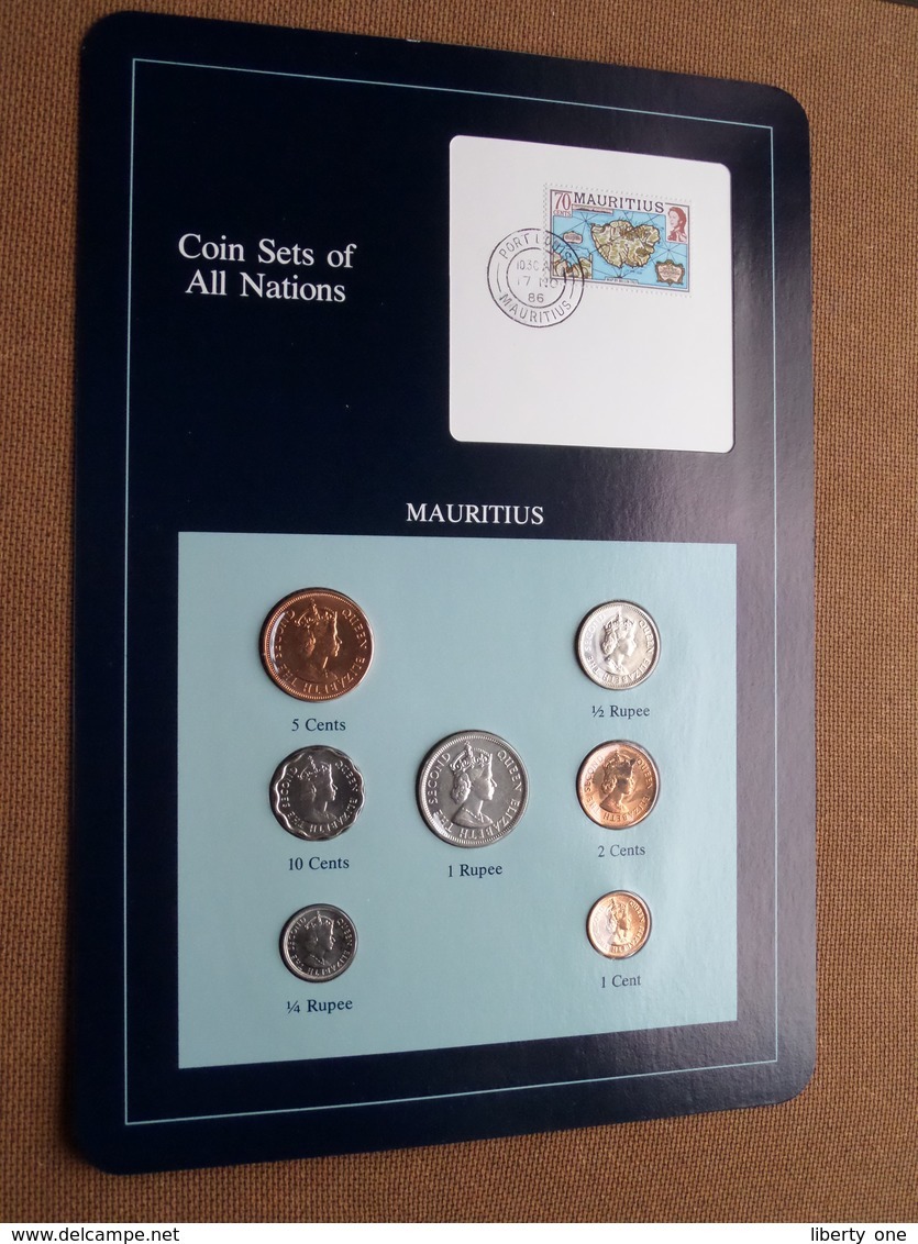 MAURITIUS ( From The Serie Coin Sets Of All Nations ) Card 20,5 X 29,5 Cm. ) + Stamp '86 ! - Mauritius