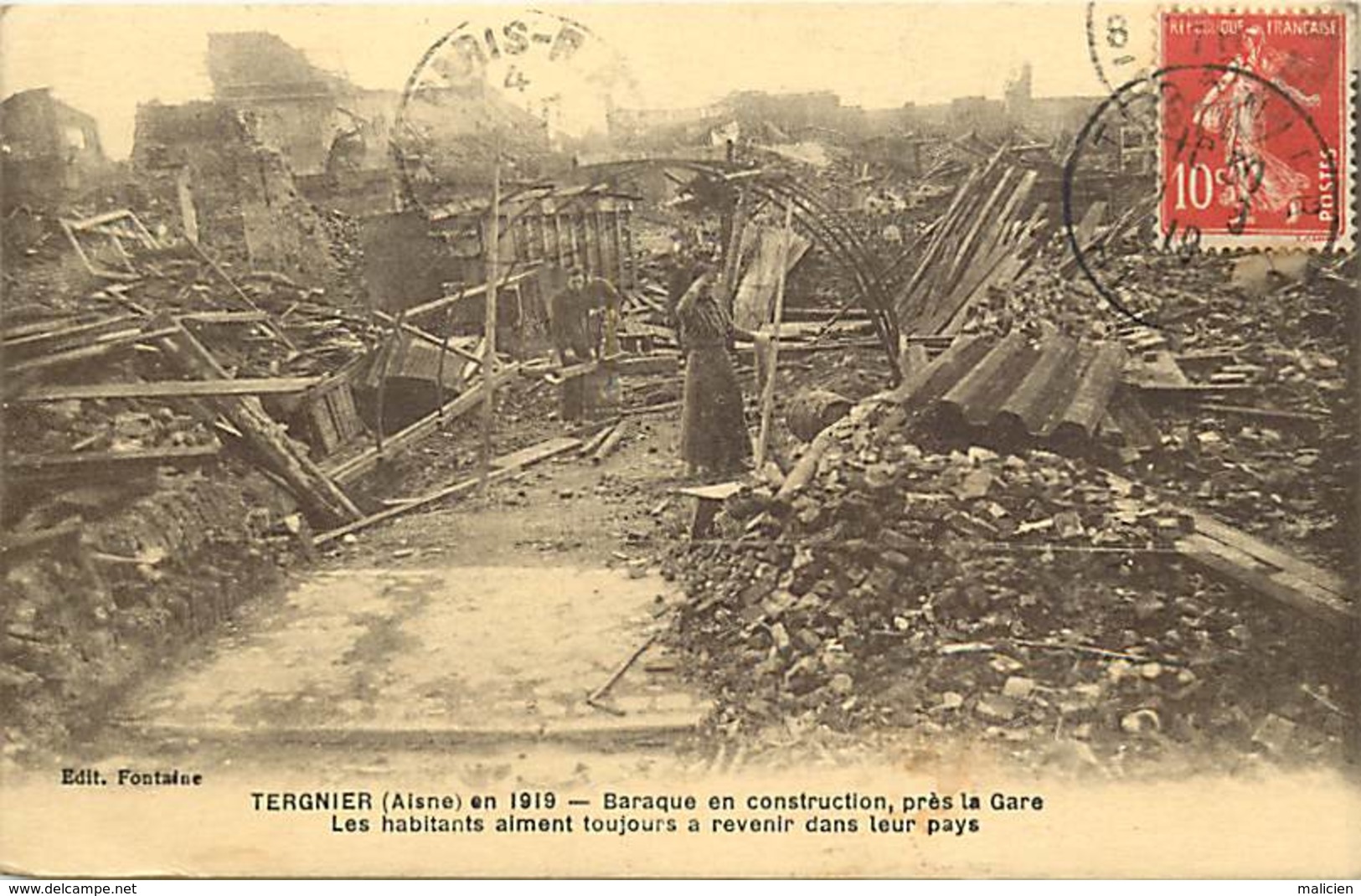 -dpts Div.-ref-AH432- Aisne - Tergnier En 1919 -baraque En Construction Près Gare -reconstruction Après Guerre 1911-18 - - Other & Unclassified