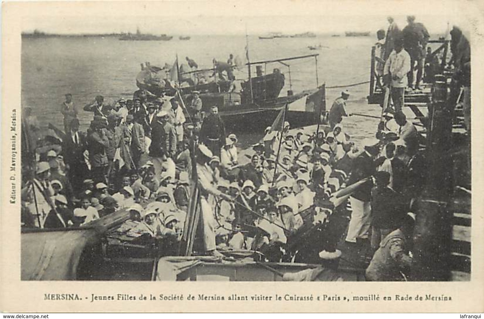 Pays Div-ref T114- Turquie - Mersina -societe De Mersina Allant Visiter Le Cuirassé Paris -marine De Guerre -bateaux - - Turquie