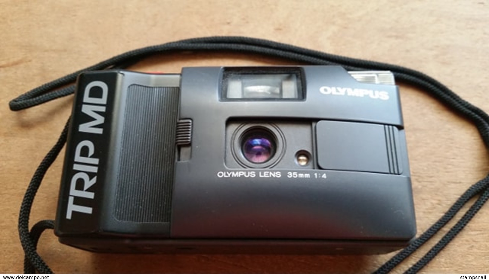 OLYMPUS TRIP MD 35mm Camera With 1:4 35mm Lens. READ DESCRIPTION. - Cameras