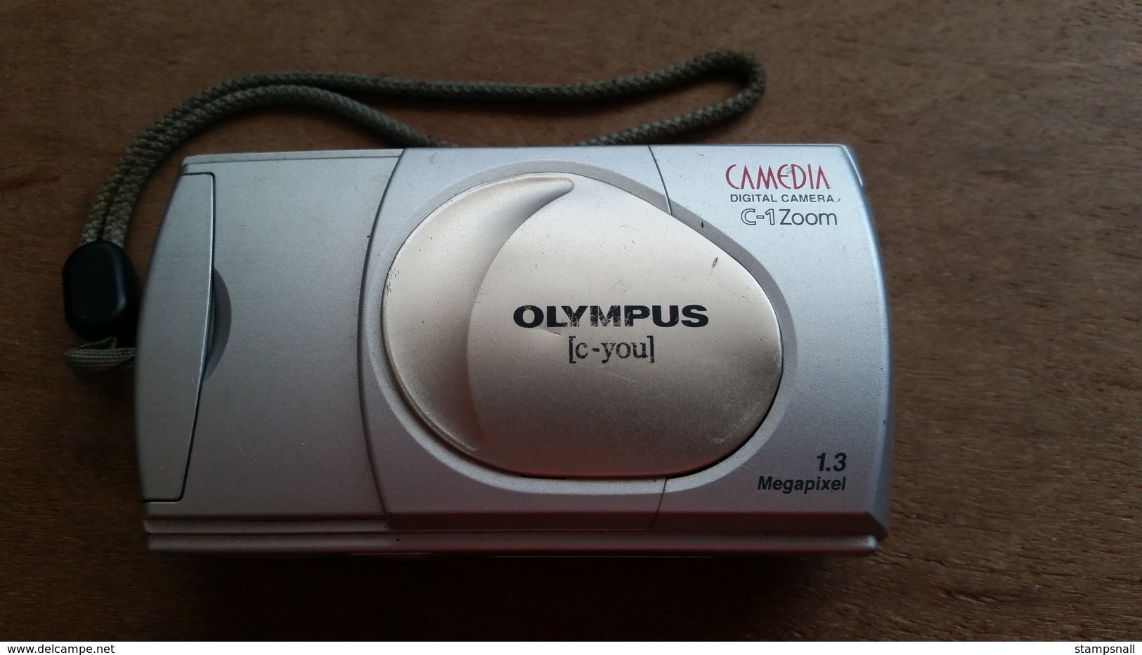 OLYMPUS Digital Camera C-you C-1 Zoom With 1:2.4-4.3 AF 5-15 3 X Zoom Lens 1.3 Mega Pixels. READ DESCRIPTION. - Cameras