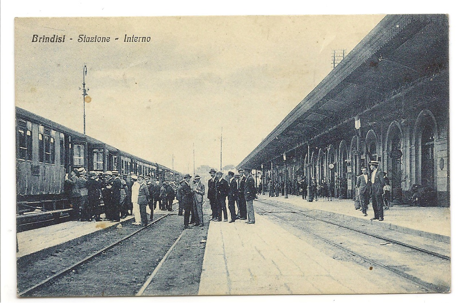 BRINDISI - STAZIONE - INTERNO - Brindisi