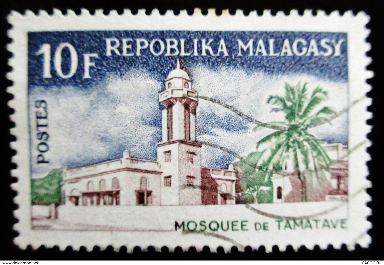 1965-67 MADAGASCAR YT 413, 432, 433 . Une Oblitération DIEGO SUAREZ - Madagascar (1960-...)