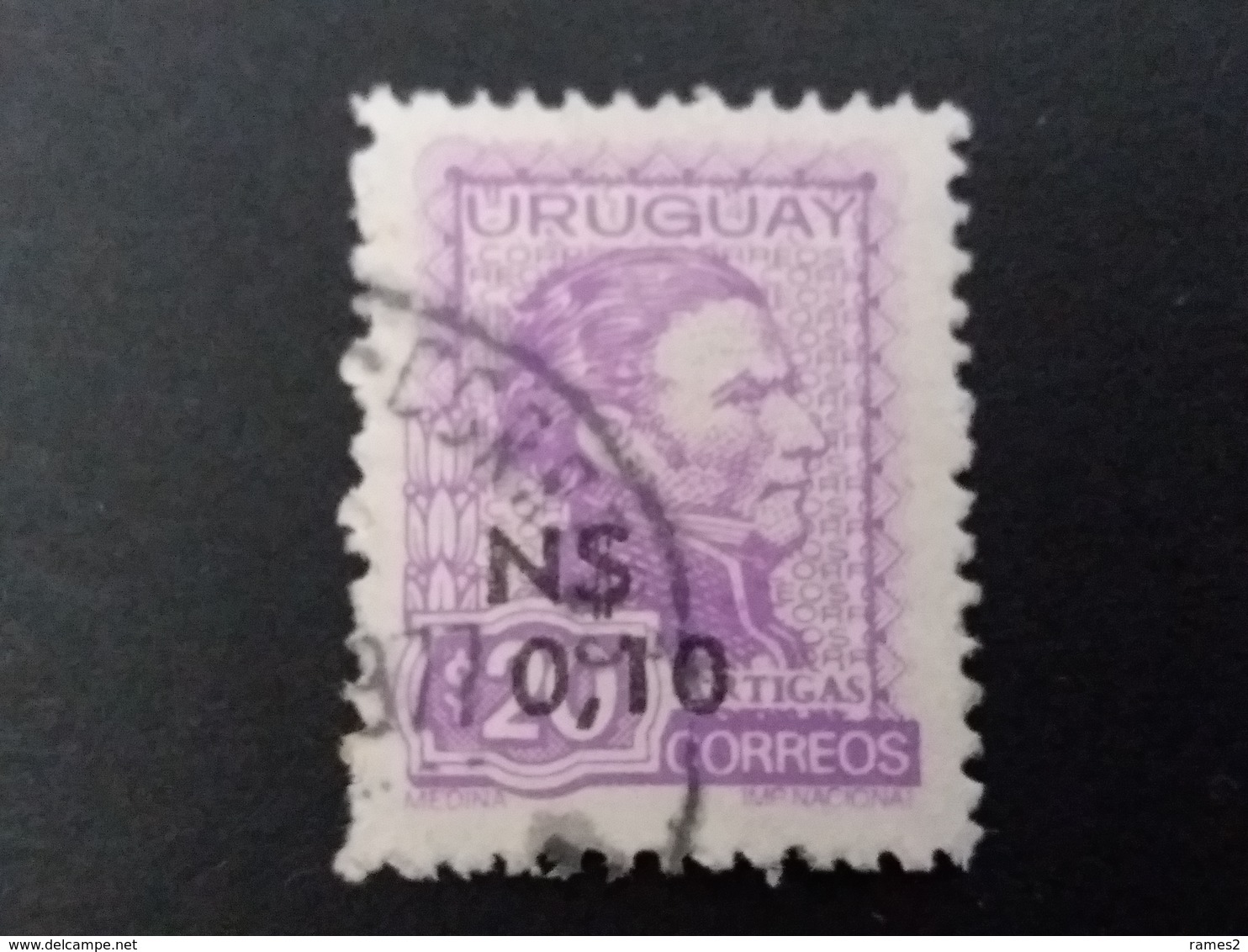 Amérique > Uruguay   N° 920 - Uruguay