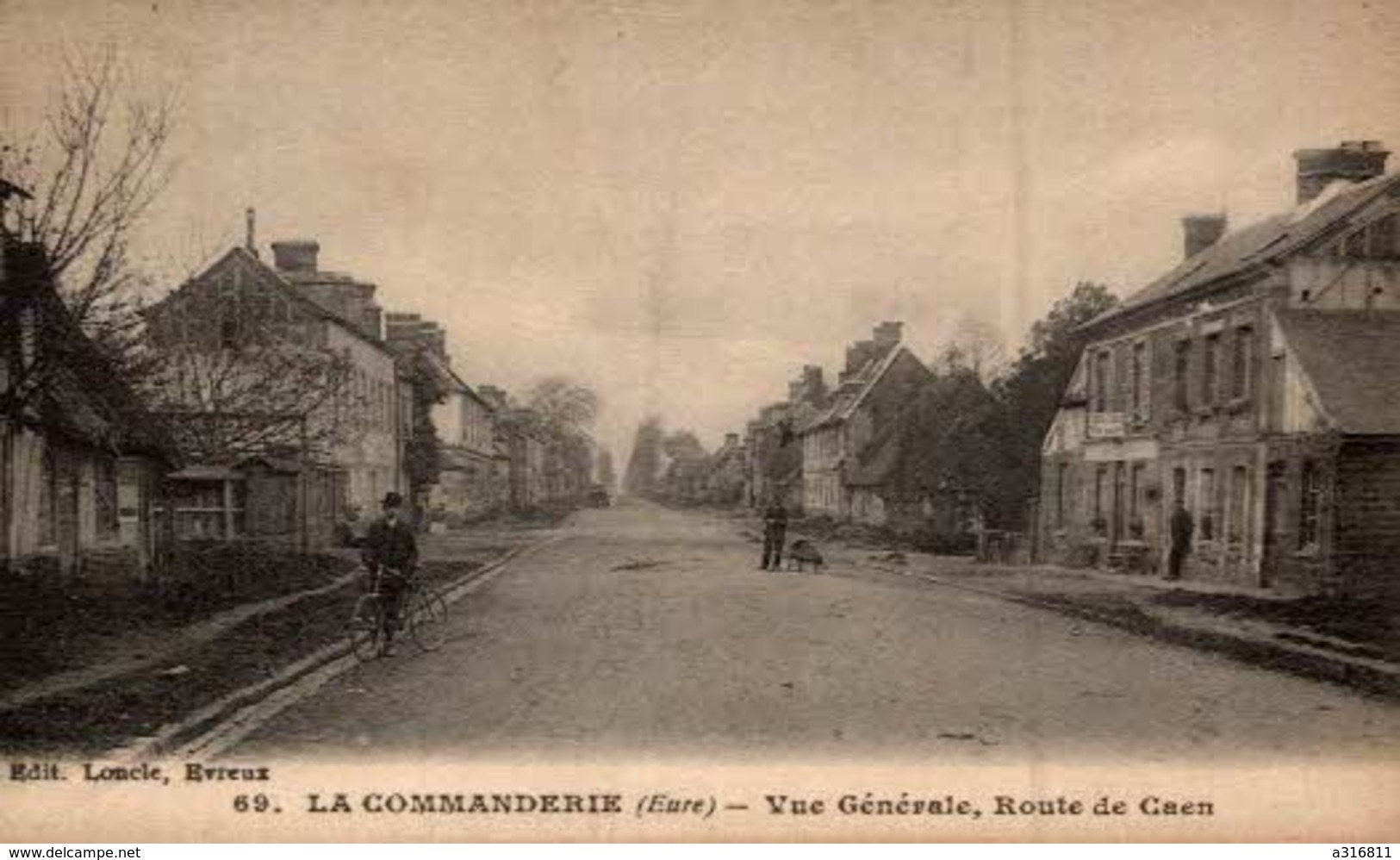 LA COMMANDERIE VUE GÉNÉRALE  ROUTE DE CAEN - Le Manoir