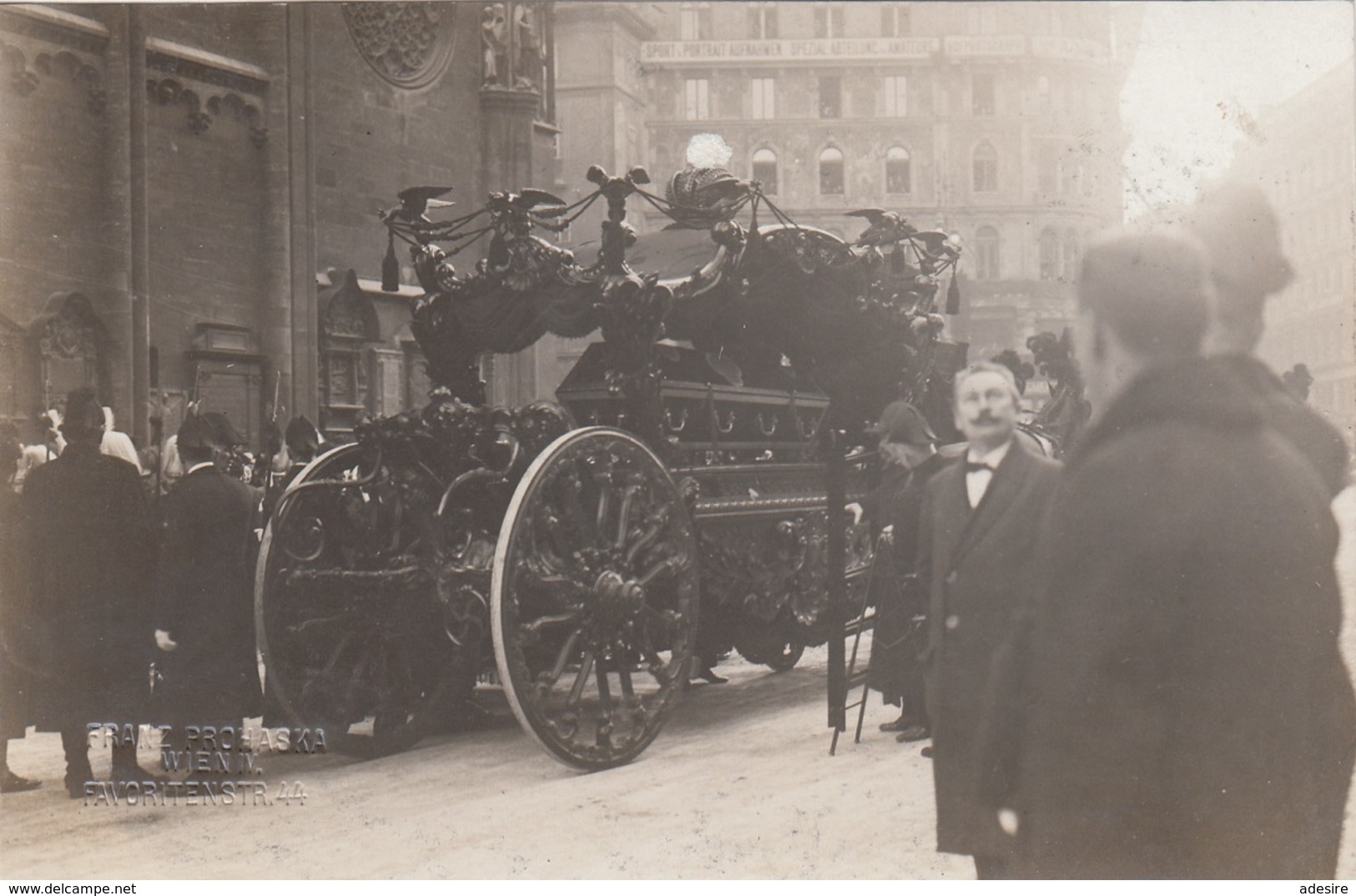 BERGRÄBNIS Seiner Majestät Kaiser Franz Josef I. , Prachtkutsche, Orig.Fotokarte (Prägestempel D.Photogr.) - Königshäuser