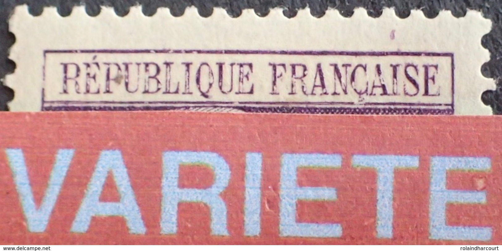 R1949/439 - 1945 - MARIANNE DE GANDON - N°731 NEUF* - VARIETE ➤➤➤ REPUBLIQUE FRANCAISE Lettres évidées - Unused Stamps