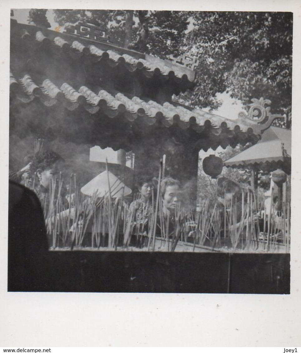 1 Lot de 11 photos Vietnam années 50. format 8/8
