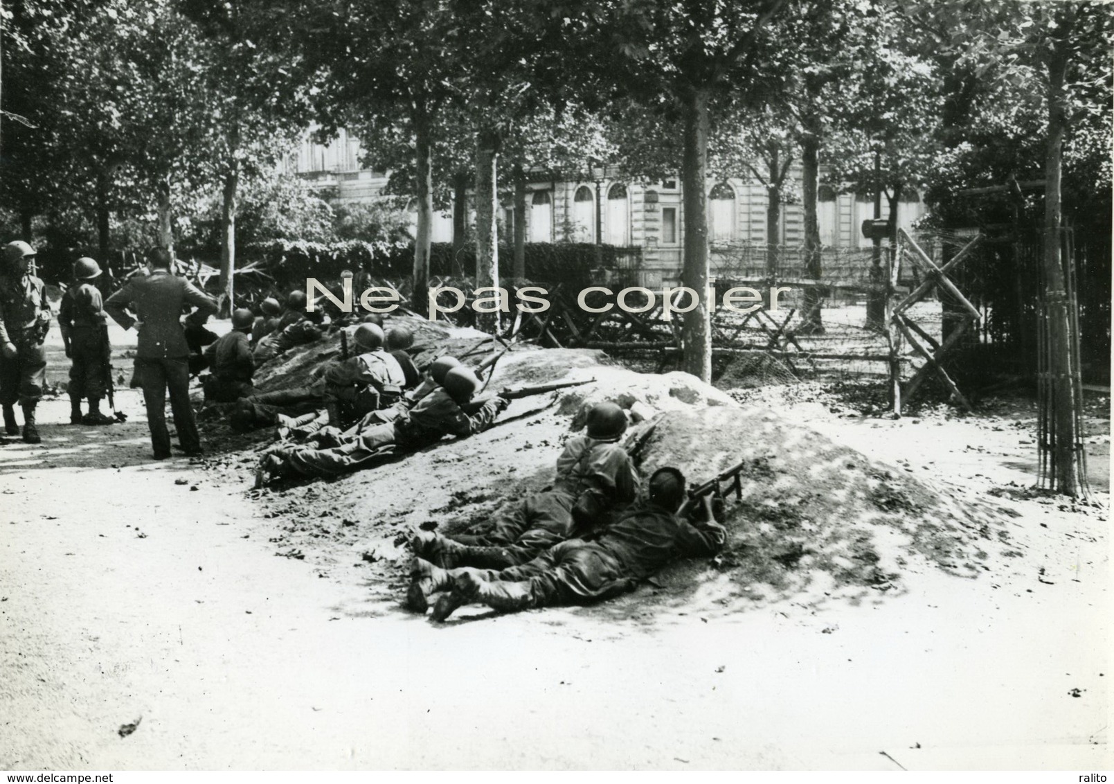 PARIS LIBERATION 2ème DB Attaque Du Majestic Champs-Elysées Aout 1944 - Guerre, Militaire