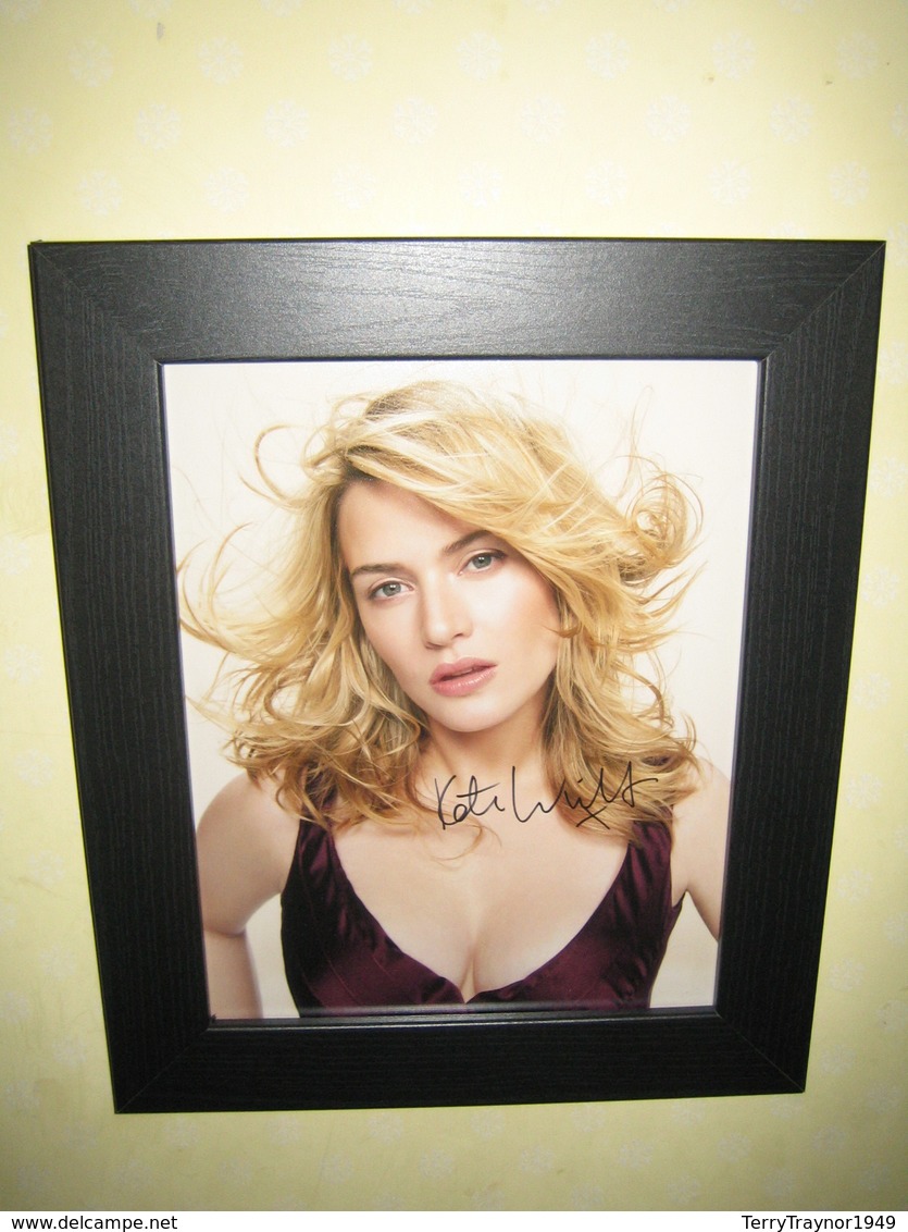 Kate Winslet - Hand Signed Photograph {8x10 Ins} Framed With Certificate Of Authenticity - Famous People