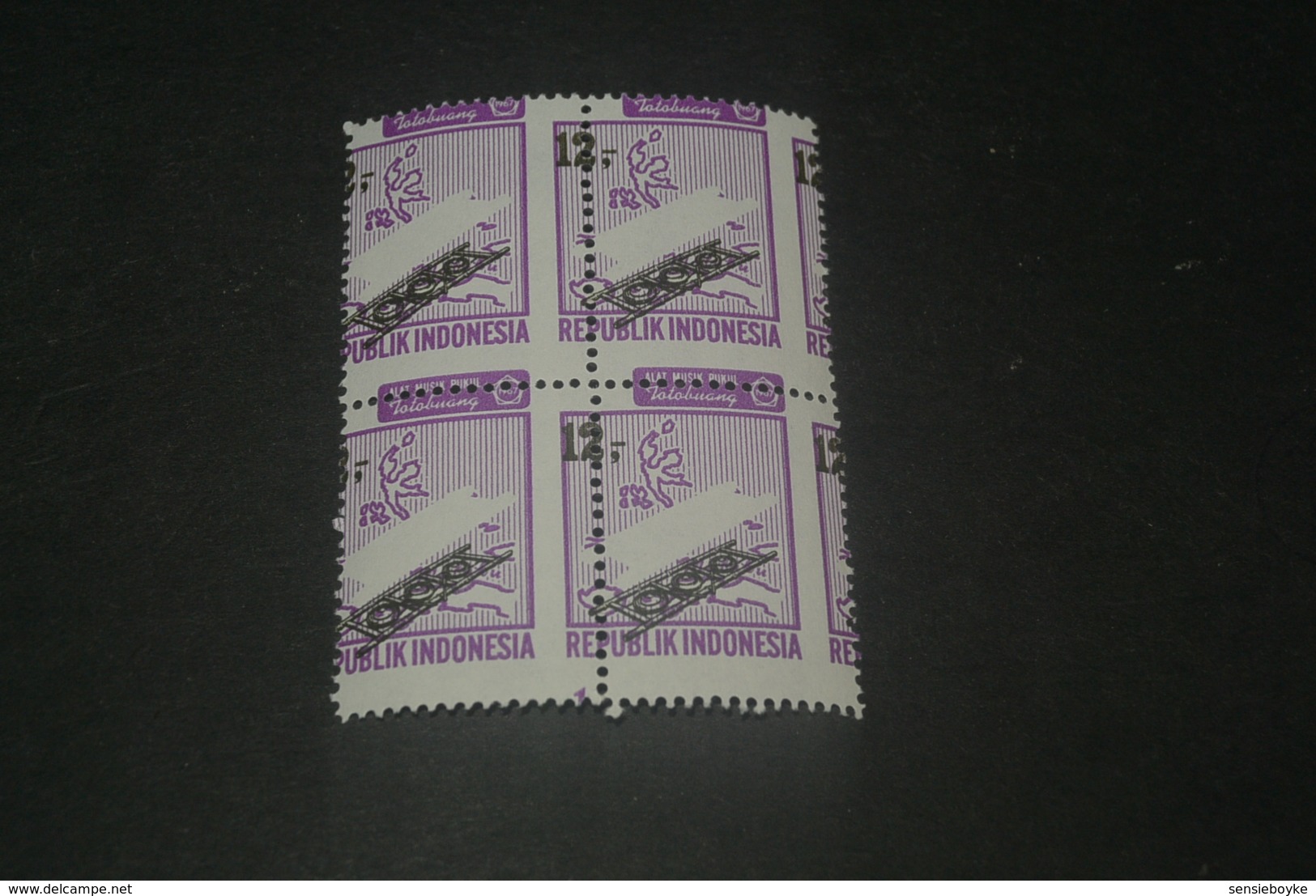 K19764 - Bloc Of 4  - Wrong Perforation MNH Indonesia - 1967 - SC. 717 - Totobuang , Moluccas - Indonesia