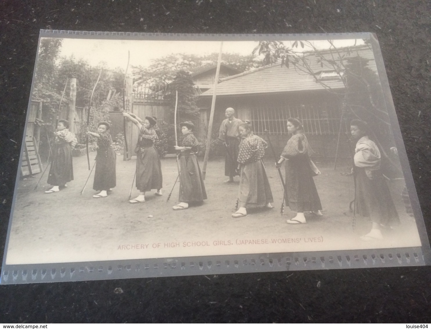 BR -1800 - ARCHERY OF HIGH SCHOOL GIRLS -JAPANES WOMEN' LIVES - Archery