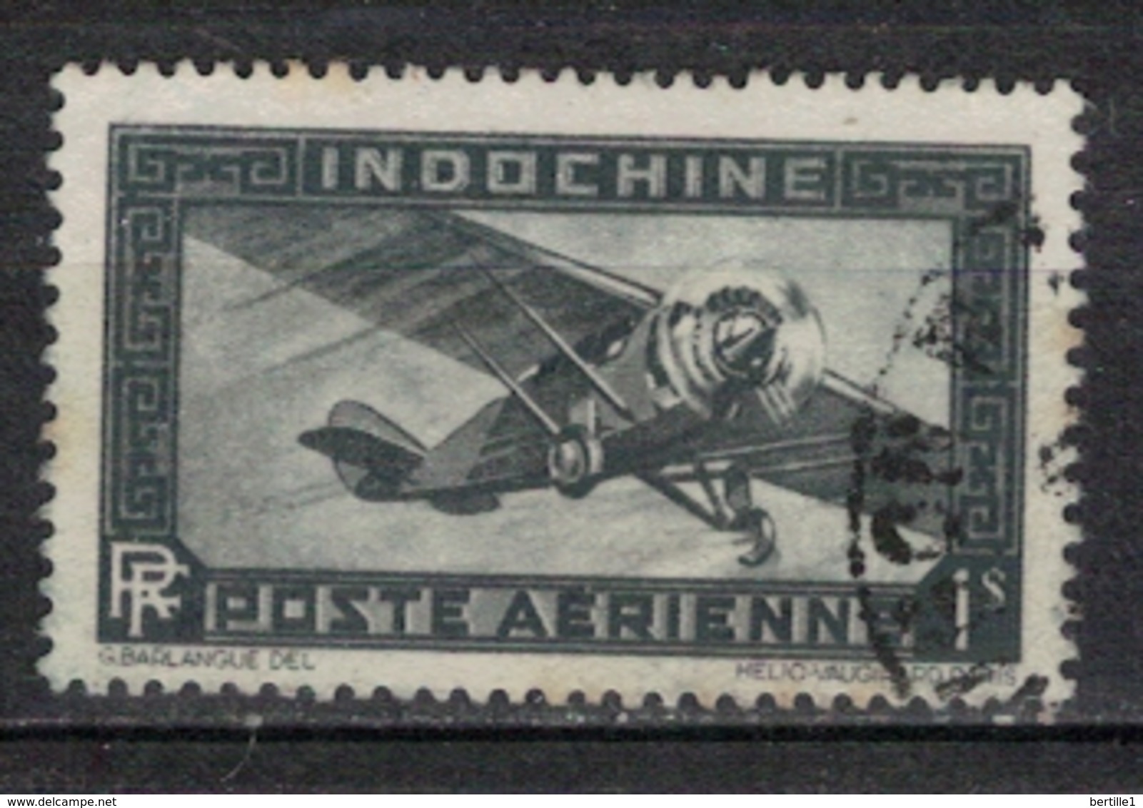 INDOCHINE          N°  YVERT   PA  11  OBLITERE       ( O   3/47 ) - Luchtpost