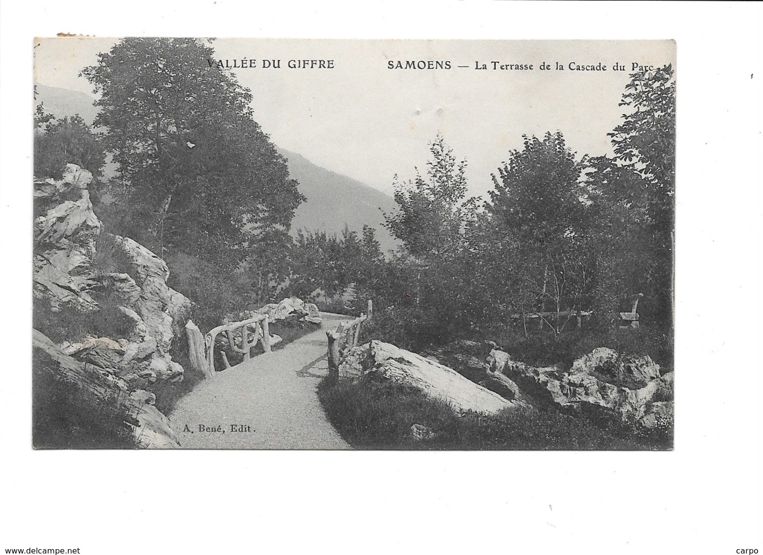 SAMOËNS. - La Terrasse De La Cascade Du Parc. Vallée Du Giffre. - Samoëns